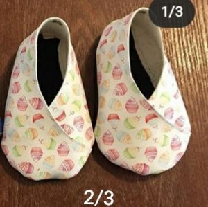 Cupcake kimono shoes